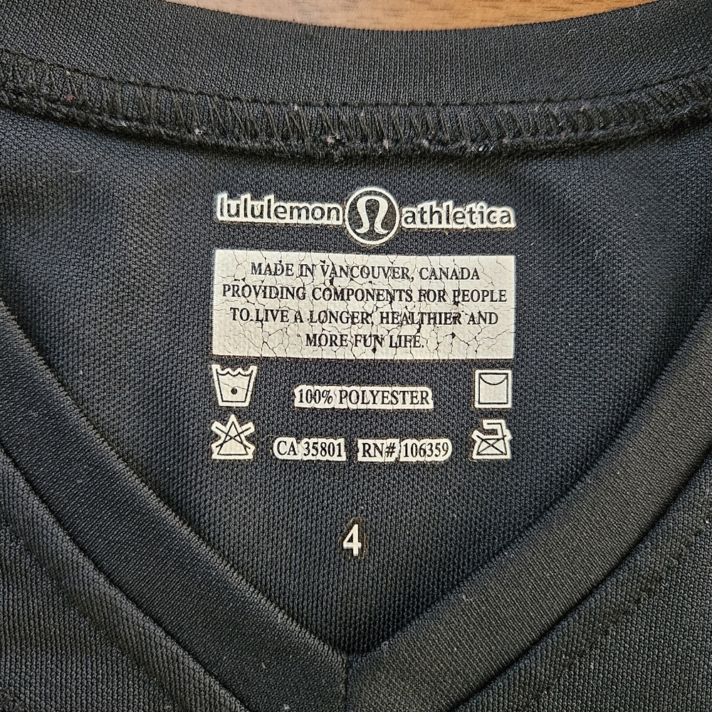 lululemon athletic top - Picture 4 of 4
